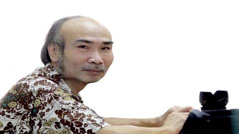 Thầy giáo U60 cực 'xì tin'