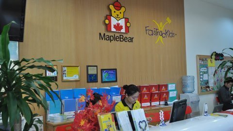 Học mầm non 9 triệu mỗi tháng, trẻ vẫn sợ