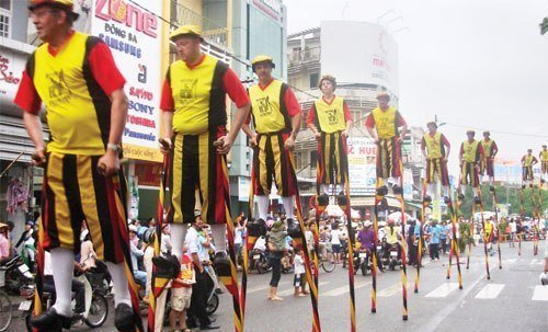 Liên tiếp 5 liên hoan nghệ thuật