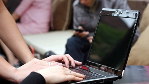 Hiểm họa vô hình từ Wi-Fi công cộng