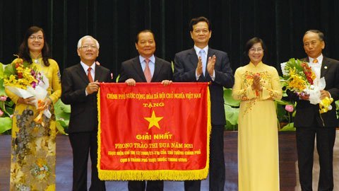 TP.HCM kỷ niệm 37 năm ngày thống nhất đất nước