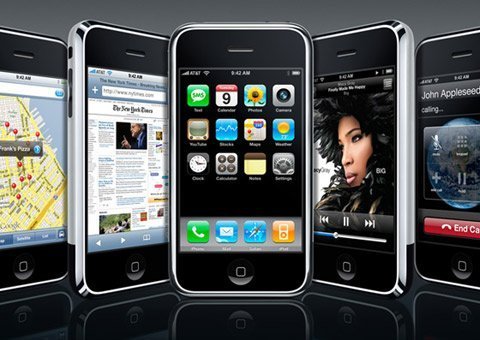 iPhone từng có phiên bản với bàn phím cứng