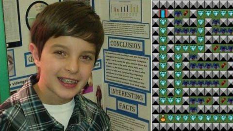 Cậu bé 12 tuổi thiết kế game tặng bà mù lòa