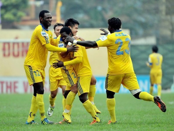 SLNA - Đồng Tháp: Khách lép vế