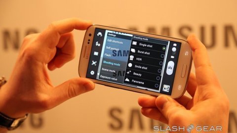 Cảm nhận đầu tiên về Galaxy S III