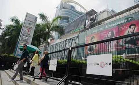 Nắng nóng thổi bùng tranh cãi về quy hoạch Bangkok