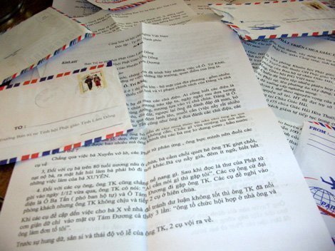 Hồi âm đơn thư bạn đọc cuối tháng 4 và đầu tháng 5