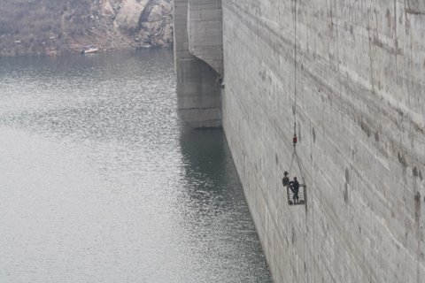 Đập thủy điện Sông Tranh 2 chưa an toàn!