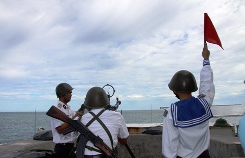 Bữa tiệc thịnh soạn ở Trường Sa