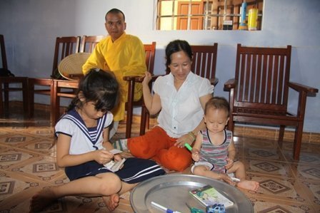 Xem lễ đầy tuổi ở đảo Trường Sa