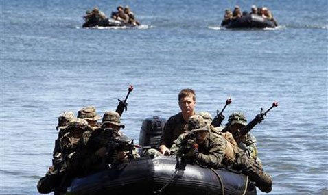 Liên minh gọng kìm của Mỹ