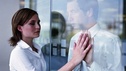 Cha mẹ nối ghép, hôn nhân có hạnh phúc?