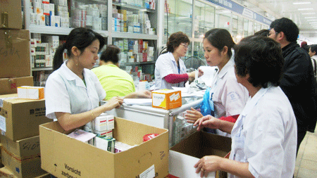 Thuốc âm thầm tăng giá