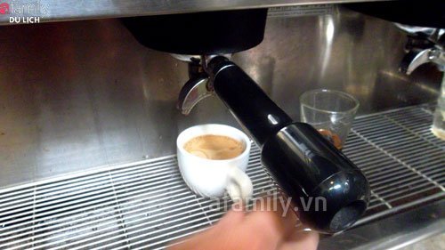 Đi tìm nơi có 'thức uống của quỷ' ở Hà Nội