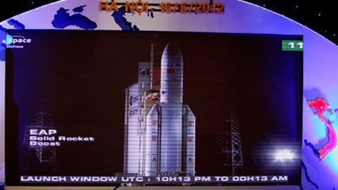 Thủ tướng đánh giá cao vai trò của Vinasat-2