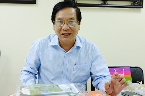 Vì sao TP.HCM không có cảnh 'đạp đổ cổng trường'?