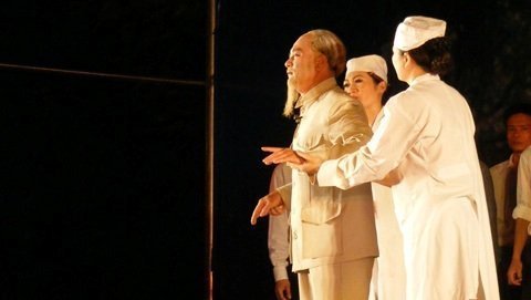 Làng Sen khai hội mừng sinh nhật Bác