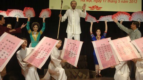 Hình tượng Bác Hồ trên sân khấu