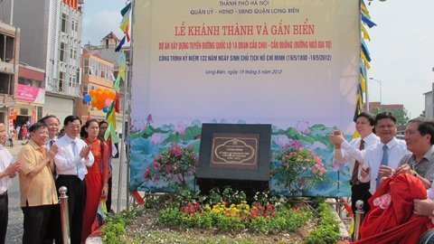 Hà Nội thông xe 'tuyến đường trăn trở' 20 năm qua