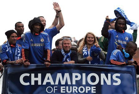 Tham lam như Abramovich!