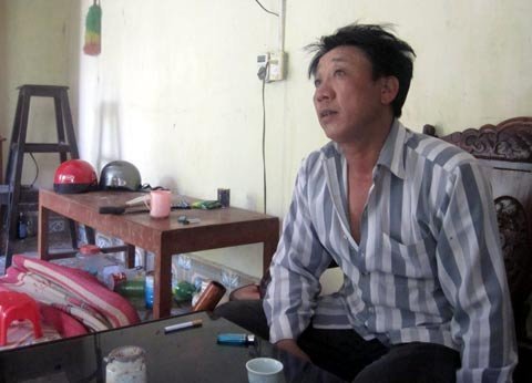 Nước mắt người chồng 10 năm xa vợ