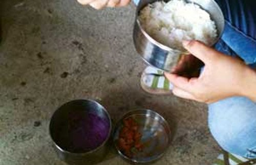 Đời thợ: Những bữa ăn cầm hơi