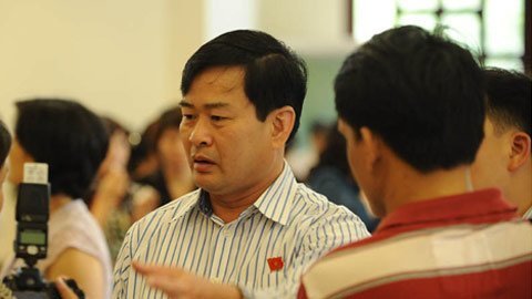 Bỏ phiếu tín nhiệm: Làm theo phong trào thì vô ích