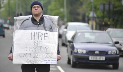 Thạc sĩ đứng đường tìm việc