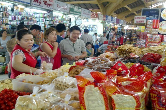 Hiện đại hóa tiểu thương: Chợ sẽ thắng siêu thị?