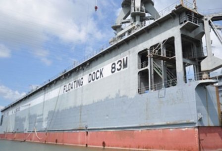 Vinalines mua ụ nổi cũ, Cục Đăng kiểm không biết?