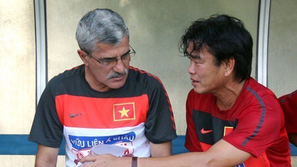 HLV Calisto: “Tôi hoàn toàn tin tưởng ông Hùng!”