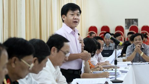 Đừng để lãnh đạo không dám gặp dân