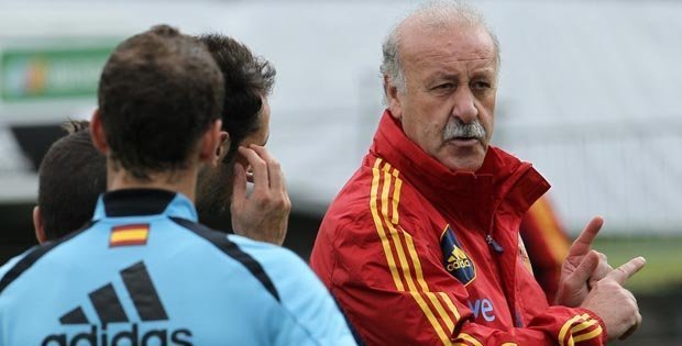 TBN - Serbia: Đau đầu tìm người thay thế Villa