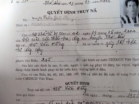 2.000 ngày đào hầm trong nhà trốn lệnh truy nã