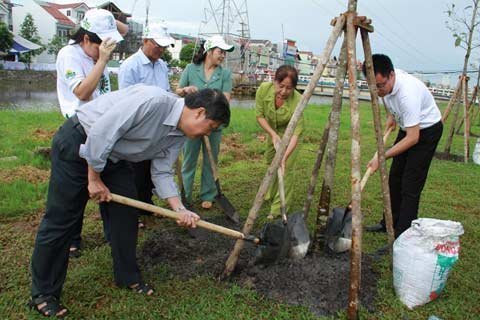Tp. HCM góp tên trên hành trình “1 triệu cây xanh Việt Nam”