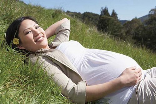 Âm thầm 'đẻ thuê chui' giữa lòng Hà Nội
