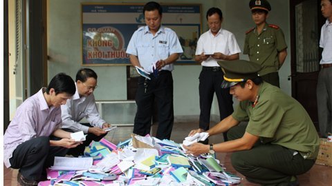 Tiêu huỷ hàng nghìn phao thi trước giờ G