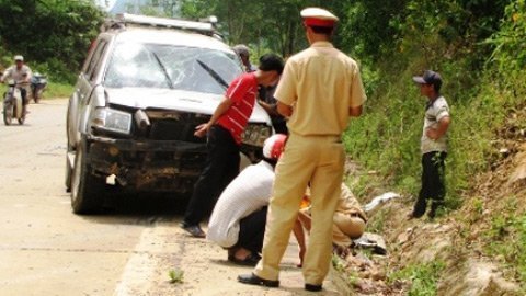 Bắt thêm 4 người vụ cướp gỗ sưa nghìn tỷ