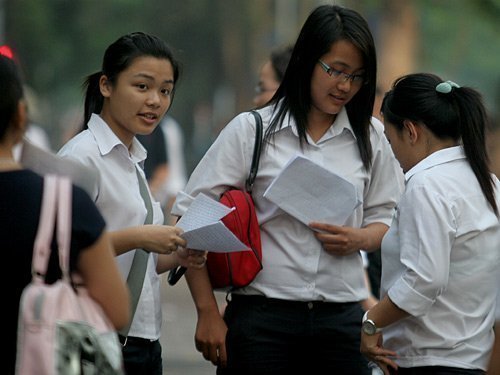 Gần 1 triệu sĩ tử vào thi tốt nghiệp