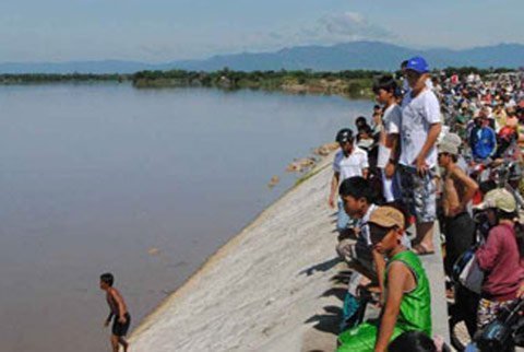 3 em nhỏ 10 tuổi tắm sông chết đuối