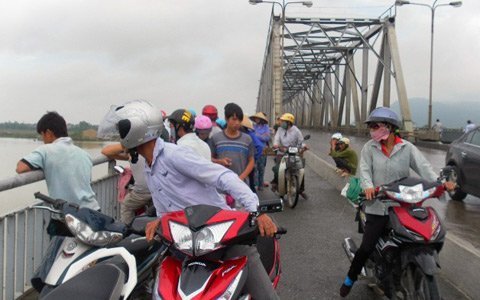 Tìm thấy thi thể thí sinh 'mất tích' trên sông Lam