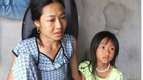 Vợ ung thư thực quản đau đớn lo tiền cho chồng chạy thận