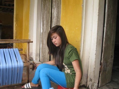 Bị cha mẹ bỏ rơi, 8 năm liền là học sinh giỏi