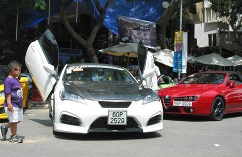 ‘Đã mắt’ với dàn xế độ đẹp long lanh tại SG