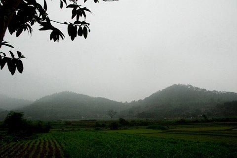 Ngọn núi có 2 bộ phận 'nhạy cảm' của thiếu nữ