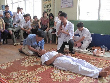 Chết oan vì sơ cứu không đúng cách