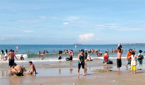 Rầm rộ bán tour kích cầu... ăn gian!