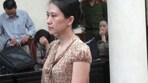 Cựu nữ nhân viên AP nhận 8 năm tù