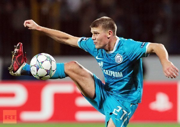 Bí mật chưa từng bật mí của sao tuyển Nga