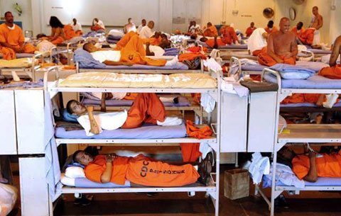 Nhà tù: Ngành công nghiệp tỷ USD ở Mỹ